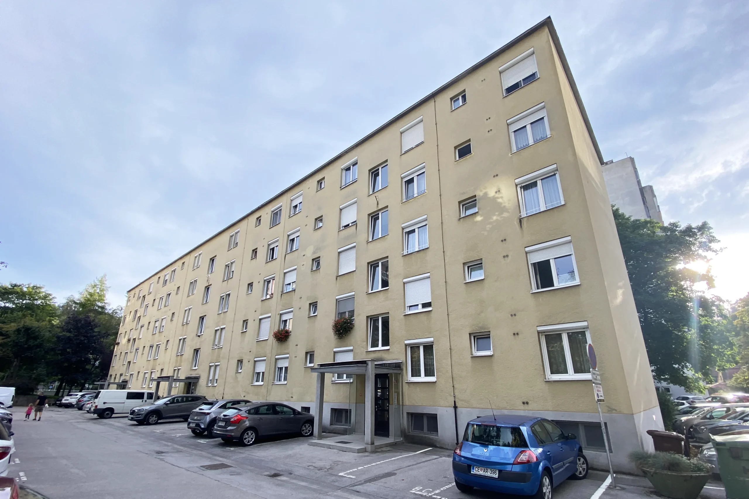 Borisa Kraigherja 8a-c, Velenje