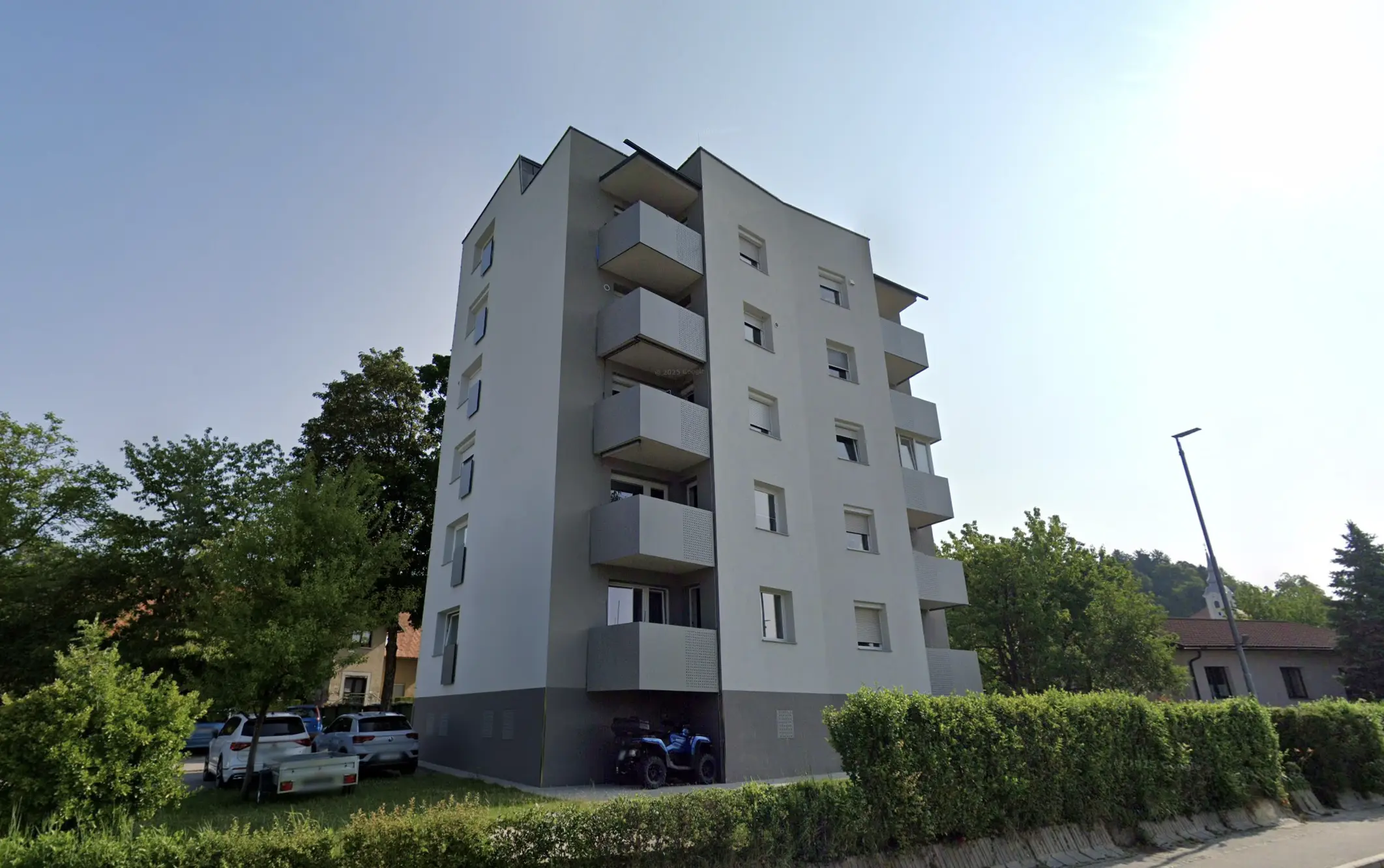 Kajuhova cesta 12, Velenje
