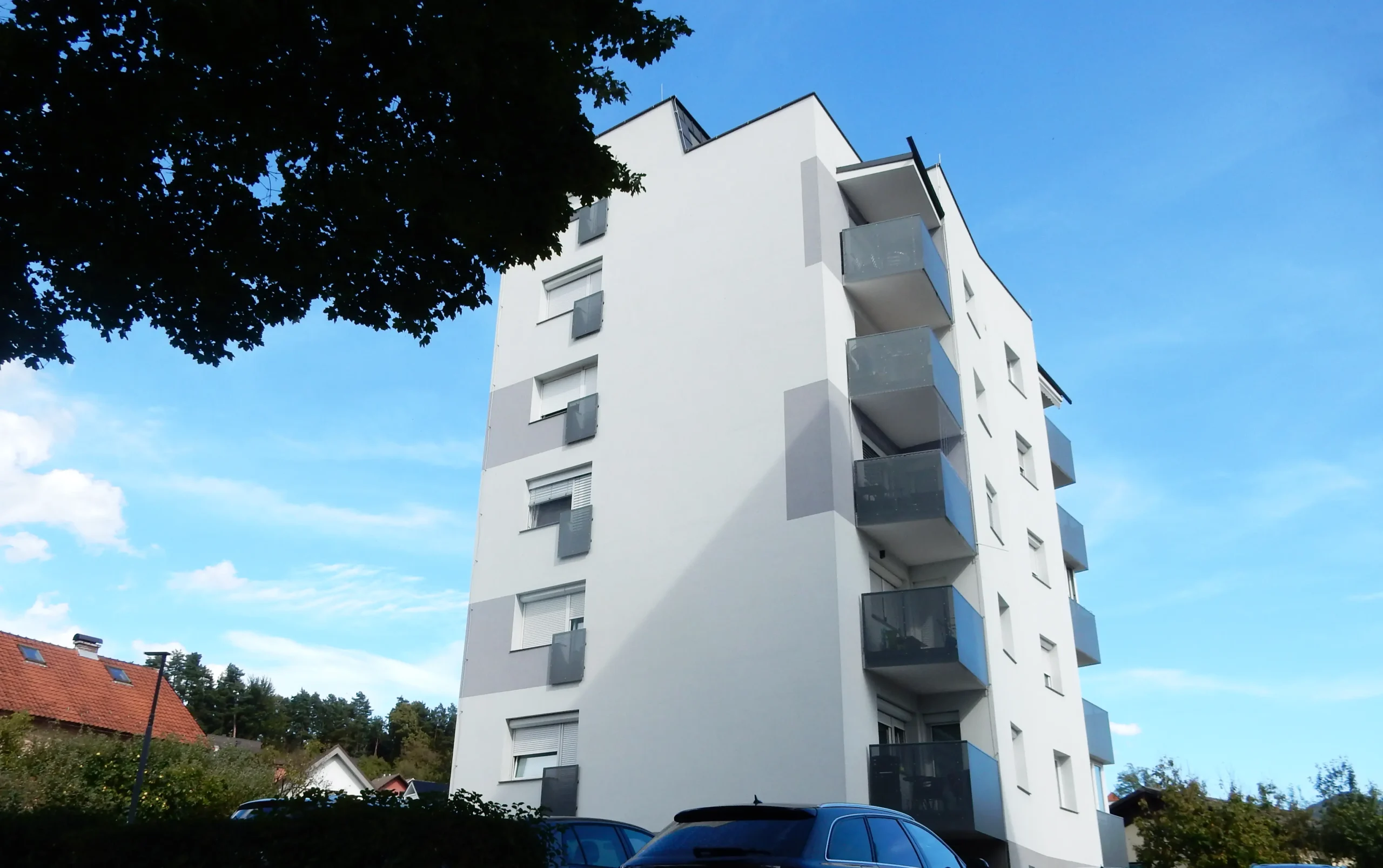 Kajuhova cesta 12, Velenje
