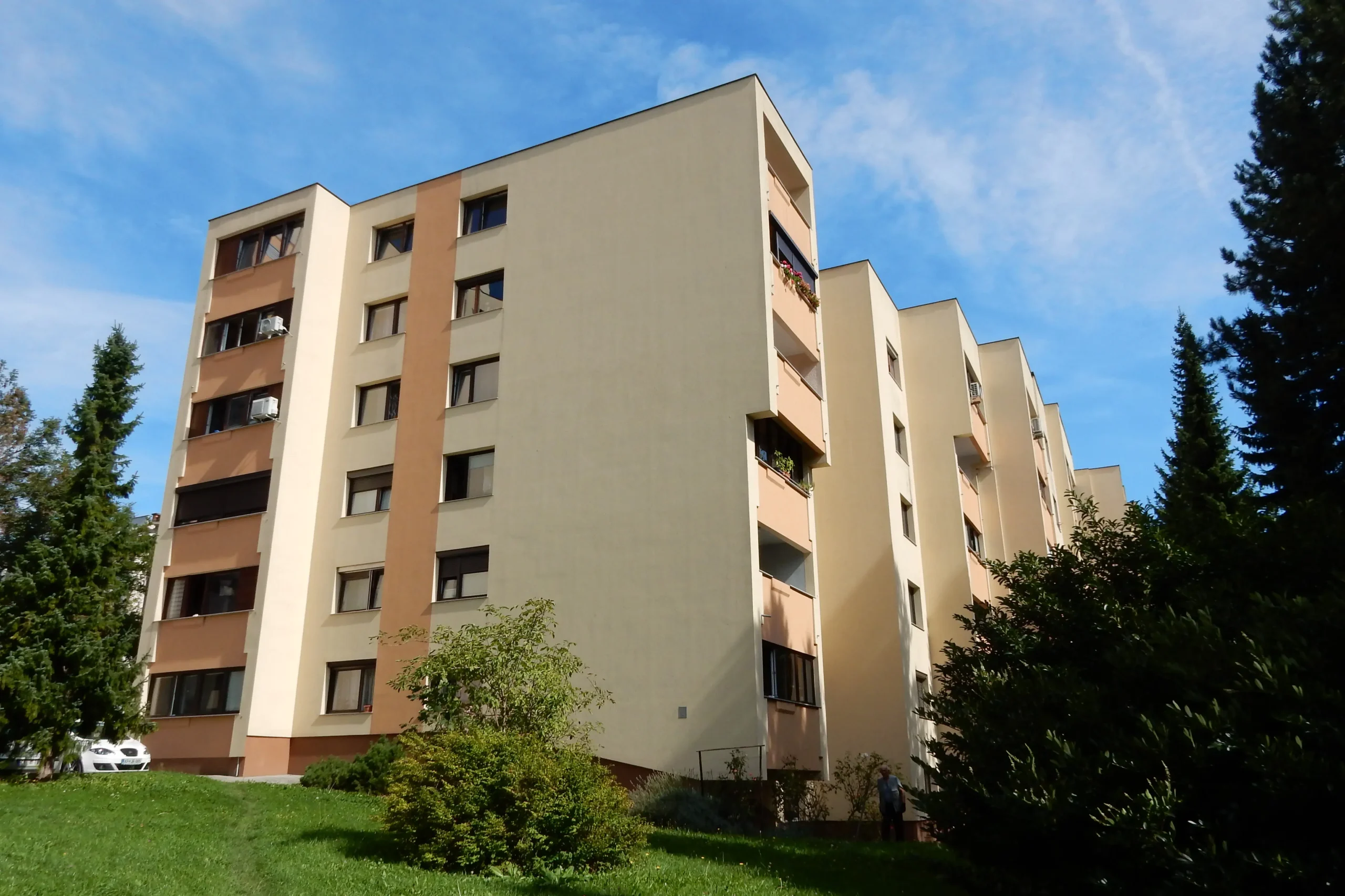 Šercerjeva cesta 11, Velenje